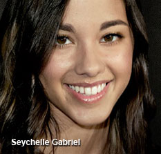 Seychelle Gabriel Returns for Season 3 of “Falling Skies” - Seychelle-Gabriel233